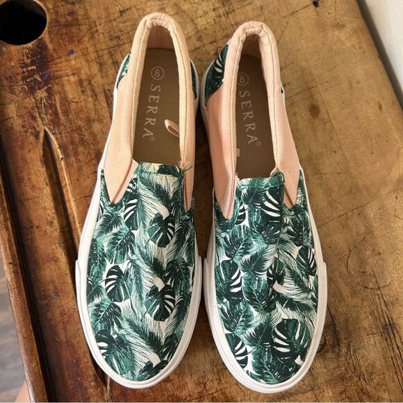 Serra women’s size 8 green & pink tropical print canvas flat shoes EUC - Picture 5 of 11